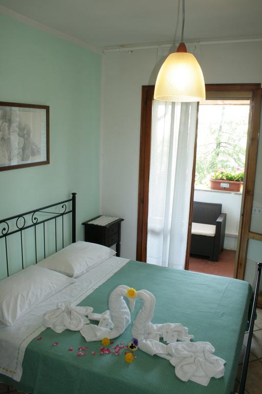 Roncofreddo Agriturismo La Quiete חדר תמונה