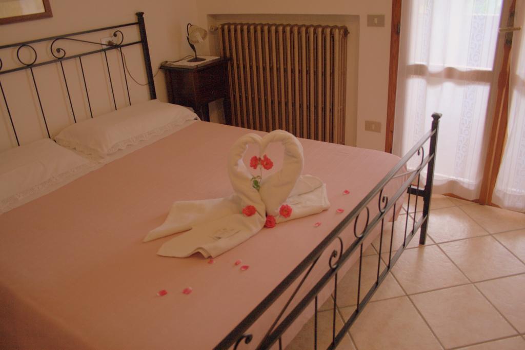 Roncofreddo Agriturismo La Quiete חדר תמונה