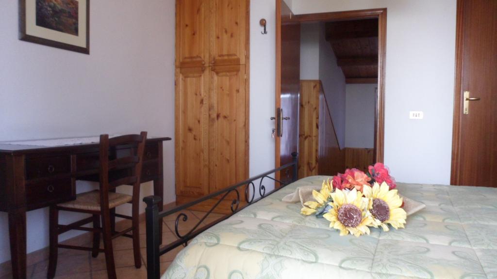 Roncofreddo Agriturismo La Quiete חדר תמונה