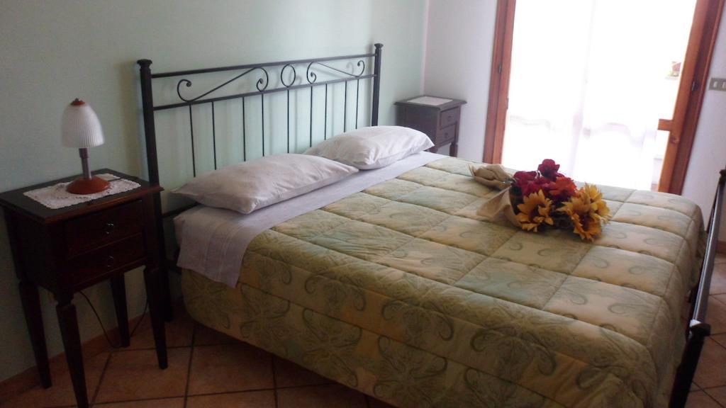 Roncofreddo Agriturismo La Quiete חדר תמונה